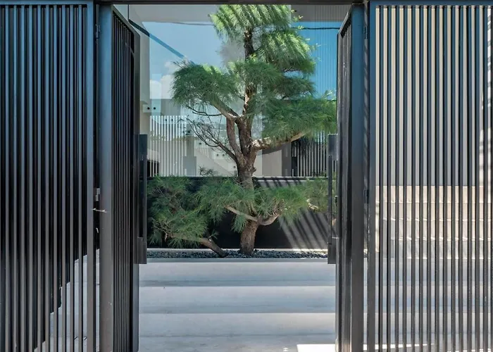 Modern Luxury 4br Walk To Liga Tennis Villa *